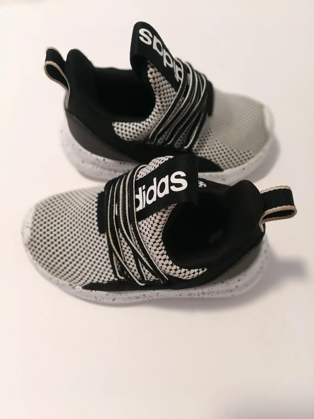 Adidas Kids Easy Slip-On Athletic Shoes Black White Speckled Size US 7.